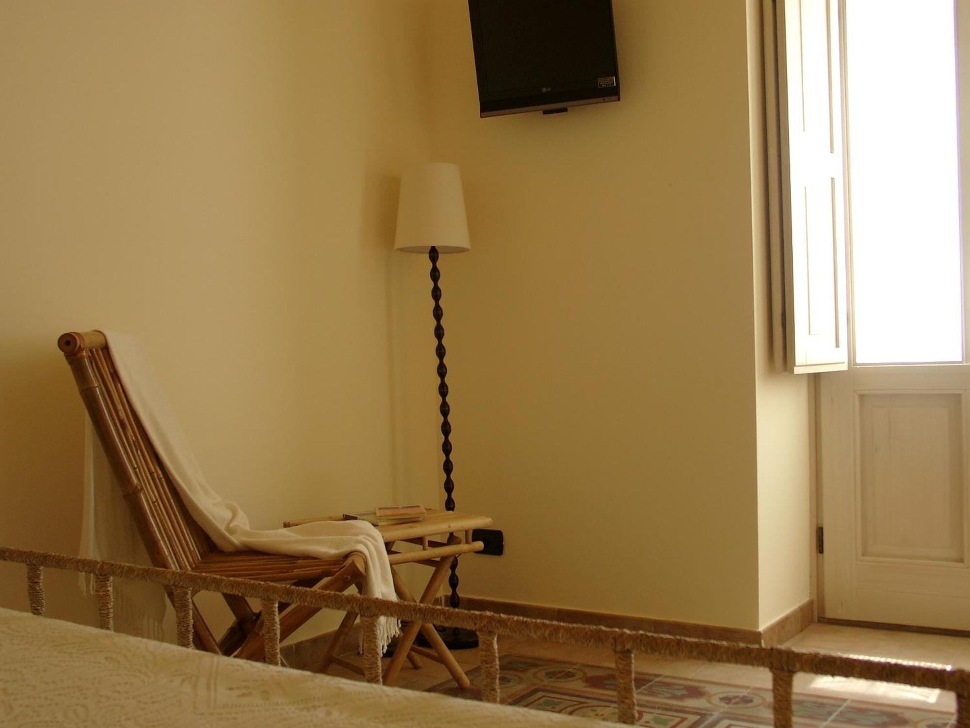 Chicchi Di Melograno Bed & Breakfast Modica Exterior photo
